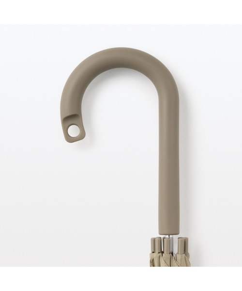 無印良品（ムジルシリョウヒン）の「晴雨兼用　しるしのつけられる傘　親骨の長さ６０ｃｍ・８本骨（長傘・レディース・ベージュ・60cm）」の2枚目の写真