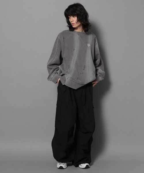 Anui(アニュイ)の「【UNISEX/選べる着丈】ブラシブリーチロゴスウェット(スウェット・レディース・グレー/ブルー・SMALL/MEDIUM)」の18枚目の写真