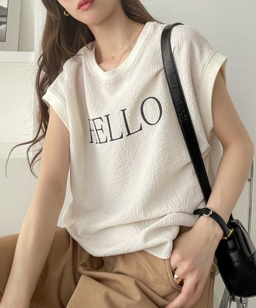 Eclat one（エクラワン）の「表面感素材 フレンチスリーブ ブラウス Tシャツ（Tシャツ/カットソー・レディース・オフホワイト/ライトブルー/ブラック・FREE）」の13枚目の写真