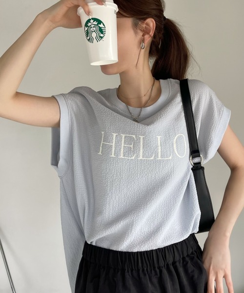 Eclat one（エクラワン）の「表面感素材 フレンチスリーブ ブラウス Tシャツ（Tシャツ/カットソー・レディース・オフホワイト/ライトブルー/ブラック・FREE）」の11枚目の写真