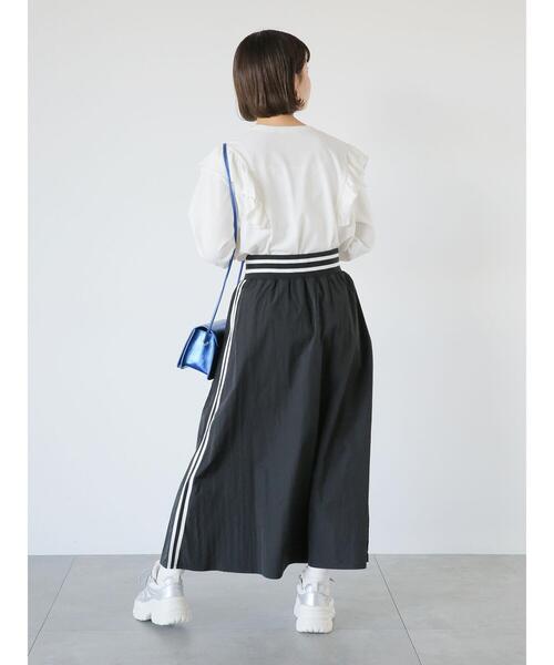 ehka sopo（エヘカソポ）の「ロゴプリントフリルカットソー（Tシャツ/カットソー・レディース・チャコールグレー/オフホワイト/グリーン・F）」の21枚目の写真