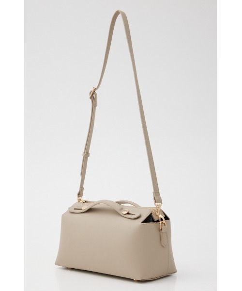 rienda（リエンダ）の「【WEB限定】フェイクレザーバッグ（ショルダーバッグ・レディース・ブラウン/アイボリー/ブラック・FREE）」の4枚目の写真