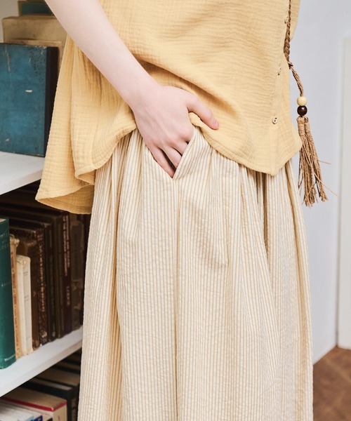 Crisp（クリスプ）の「ギャザーボリュームスカート（スカート・レディース・ブラック/アイボリー/イエロー・1/2）」の17枚目の写真