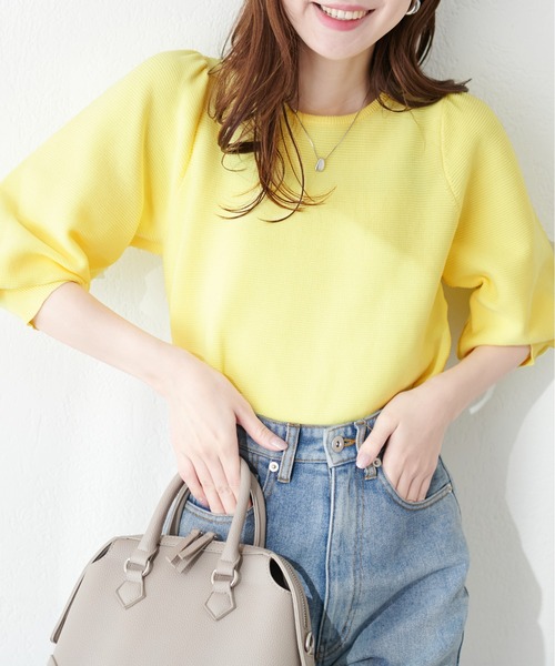 natural couture(ナチュラルクチュール)の「ぽわ袖ポリニット(ニット/セーター・レディース・ブラック/イエロー/アイボリー/ラベンダー/ブルー系その他・FREE)」の5枚目の写真