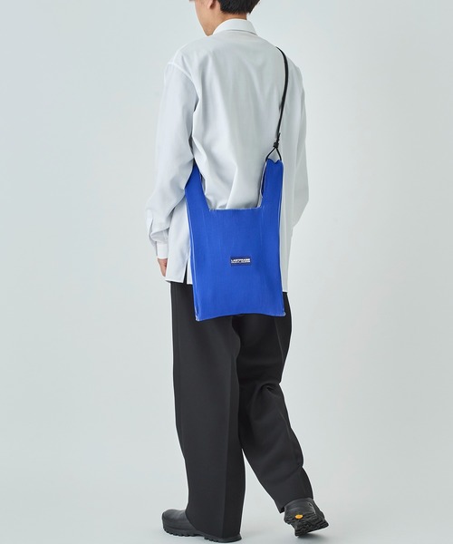 LASTFRAME(ラストフレーム)の「【LASTFRAME/ラストフレーム】KASANE MARKET BAG MEDIUM(トートバッグ・メンズ・ブラック/ブルー/オフホワイト・FREE)」の16枚目の写真