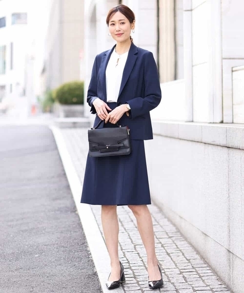 OFUON le MK（オフオンルエムケー）の「S～LL[セットアップ対応]ライトシャンブレー 台形スカート/洗える（スカート・レディース・ネイビー/グレー・36/38/40/42）」の15枚目の写真