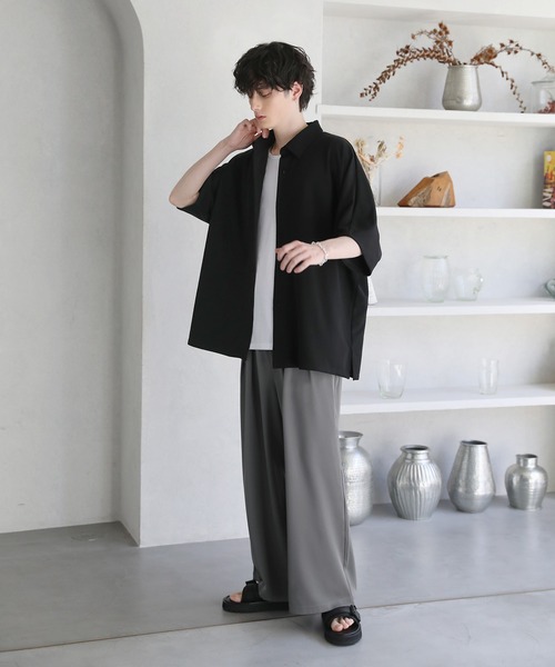 ETELIO(エテリオ)の「2タックドレープワイドバギーイージーパンツ(スラックス・メンズ・ブラウン/ライトグレー/チャコール/ブラック・L/M/S)」の20枚目の写真