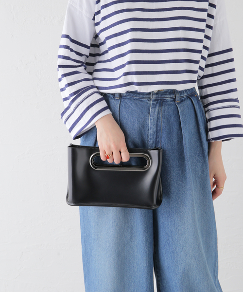 PIENI(ピエニ)の「【PIENI / ピエニ】 Kaari Military C(クラッチバッグ・レディース・ブラック・FREE)」の2枚目の写真