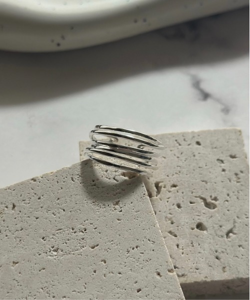 blatto(ブラット)の「【blatto 925silver】925シルバー デザインリング bla-ring-f001 U(リング・メンズ・その他2/その他11/C/D/E/F/S/T/U/V/W/その他13/その他19/その他22/A/J/O/Q/X/Z/その他12/その他20/その他21/B/G/I/P/R/Y/その他14/その他15/その他16/その他17/その他18/L/N・FREE)」の4枚目の写真