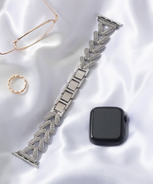 emonique(エモニーク)の「ステンレス製 Apple Watch バンド スマートウォッチバンド【38/40/41/42/44/45/49mm対応】(デジタル腕時計・レディース・ゴールド/ピンクゴールド/プラチナム/シルバー・42/38)」の5枚目の写真