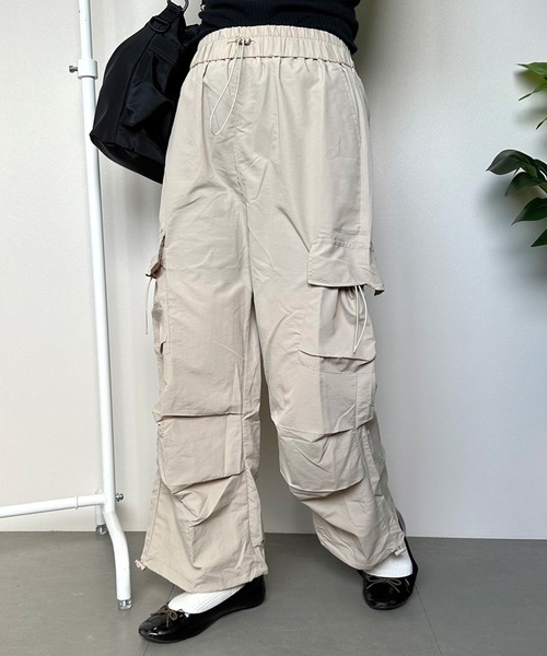 CRB(シーアールビー)の「タックカーゴパンツ(カーゴパンツ・レディース・ピンク/カーキ/ライトベージュ/ブラック・F)」の3枚目の写真