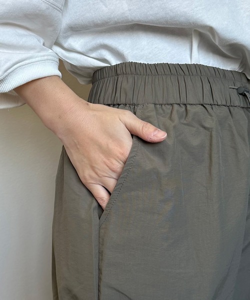 CRB(シーアールビー)の「タックカーゴパンツ(カーゴパンツ・レディース・ピンク/カーキ/ライトベージュ/ブラック・F)」の18枚目の写真