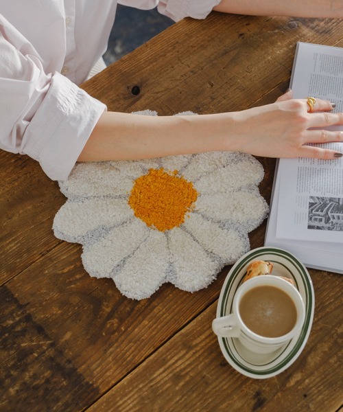 BIRTHDAY BAR(バースデイバー)の「【SAHIR サヒール】Daisy mat M(ラグ/マット・レディース・ホワイト・0)」の7枚目の写真