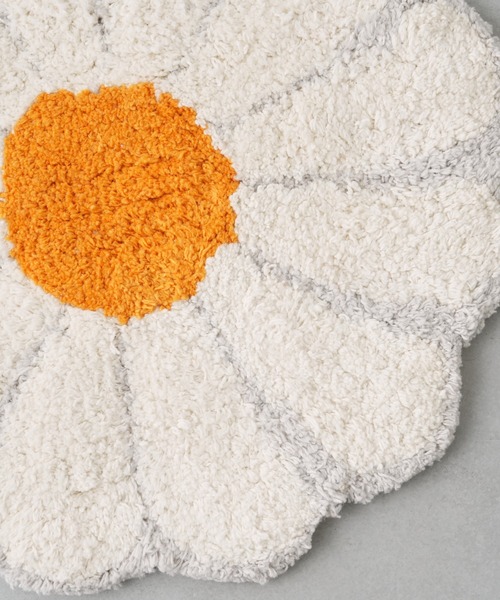 BIRTHDAY BAR(バースデイバー)の「【SAHIR サヒール】Daisy mat M(ラグ/マット・レディース・ホワイト・0)」の9枚目の写真