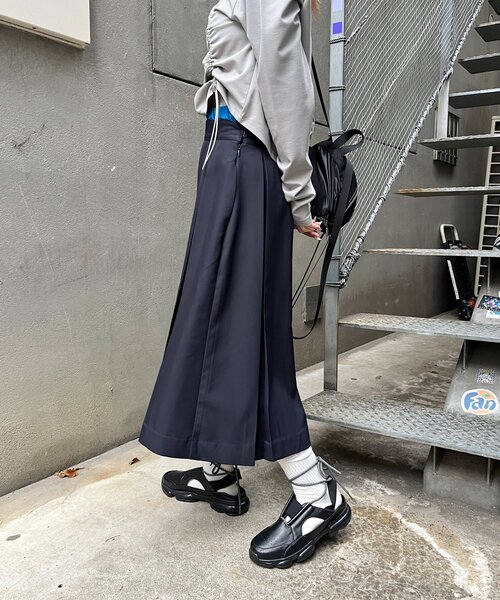 WHO'S WHO gallery（フーズフーギャラリー）の「【Six M/シックスエム】レイヤードプリーツスカート（スカート・レディース・グレー/ブラック/ネイビー・FREE）」の20枚目の写真