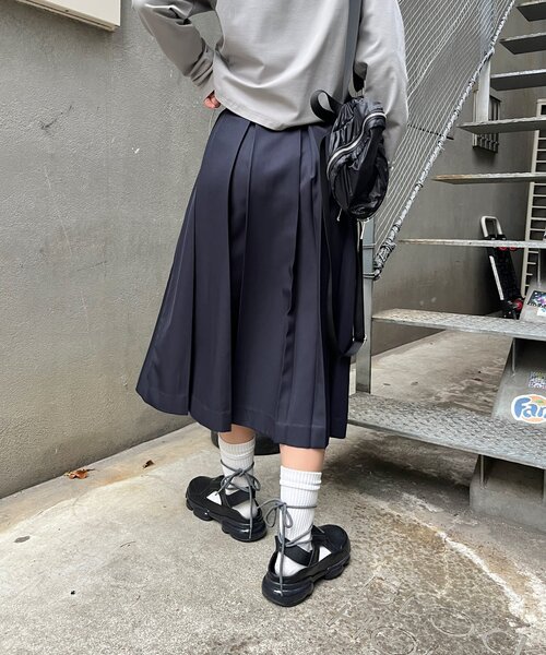 WHO'S WHO gallery（フーズフーギャラリー）の「【Six M/シックスエム】レイヤードプリーツスカート（スカート・レディース・グレー/ブラック/ネイビー・FREE）」の21枚目の写真