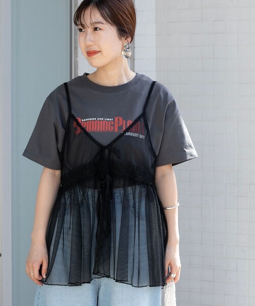 coen(コーエン)の「チュールキャミ付きロゴTシャツ(Tシャツ/カットソー・レディース・ダークグレー/その他1/その他2/オフホワイト・M/L)」の1枚目の写真
