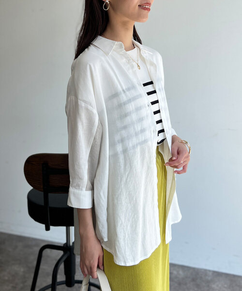 Chez toi(シェトワ)の「BACKシアーリネンシャツ(シャツ/ブラウス・レディース・ピンク/ベージュ/ブラック/オフホワイト・FREE)」の10枚目の写真