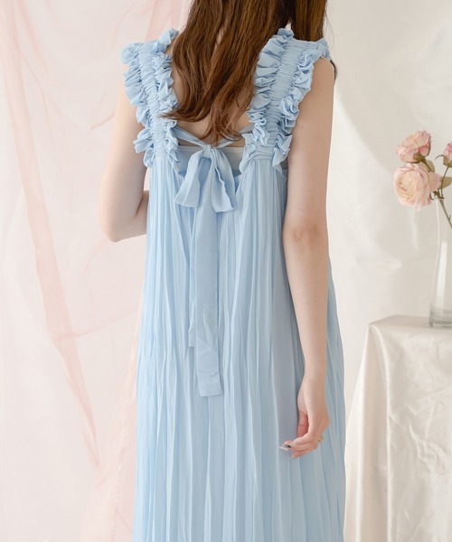 Ambre Neige(アンブルネージュ)の「ショルダーフリルクリンクルワンピース/【WEB/EC限定商品】(ワンピース・レディース・ブラック/ライトブルー/アイボリー/ベビーピンク・FREE)」の3枚目の写真