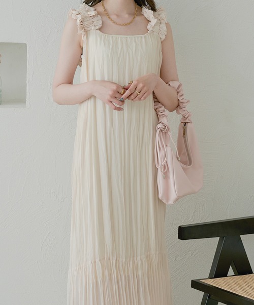 Ambre Neige(アンブルネージュ)の「ショルダーフリルクリンクルワンピース/【WEB/EC限定商品】(ワンピース・レディース・ブラック/ライトブルー/アイボリー/ベビーピンク・FREE)」の20枚目の写真