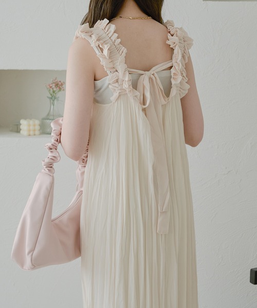 Ambre Neige(アンブルネージュ)の「ショルダーフリルクリンクルワンピース/【WEB/EC限定商品】(ワンピース・レディース・ブラック/ライトブルー/アイボリー/ベビーピンク・FREE)」の19枚目の写真