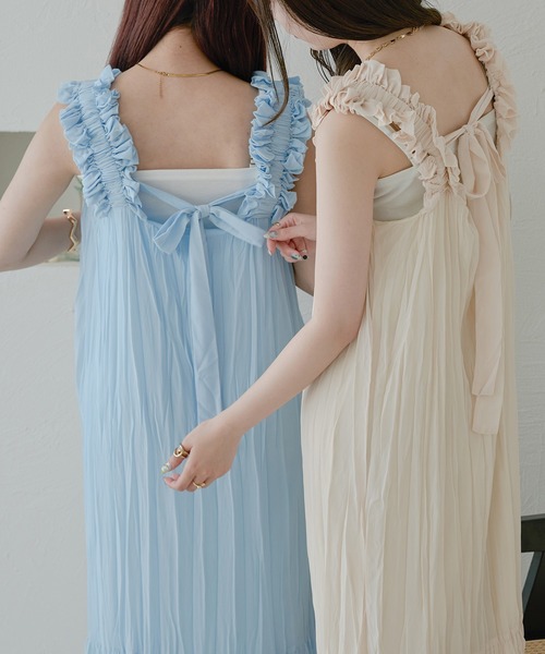Ambre Neige(アンブルネージュ)の「ショルダーフリルクリンクルワンピース/【WEB/EC限定商品】(ワンピース・レディース・ブラック/ライトブルー/アイボリー/ベビーピンク・FREE)」の12枚目の写真