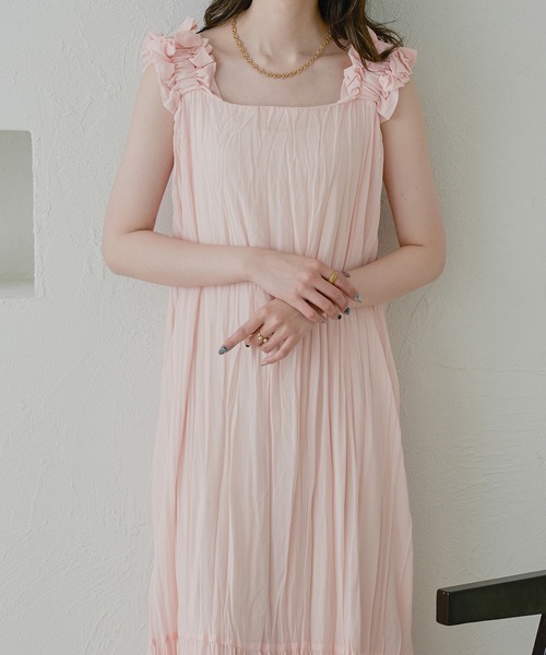 Ambre Neige(アンブルネージュ)の「ショルダーフリルクリンクルワンピース/【WEB/EC限定商品】(ワンピース・レディース・ブラック/ライトブルー/アイボリー/ベビーピンク・FREE)」の8枚目の写真