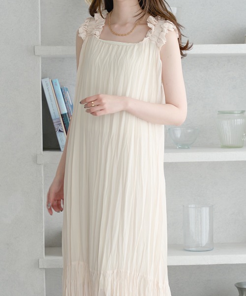 Ambre Neige(アンブルネージュ)の「ショルダーフリルクリンクルワンピース/【WEB/EC限定商品】(ワンピース・レディース・ブラック/ライトブルー/アイボリー/ベビーピンク・FREE)」の21枚目の写真