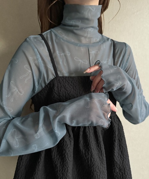 JUNOAH（ジュノア）の「リボン柄シアートップス（Tシャツ/カットソー・レディース・オフホワイト/グレー/ブラック・FREE）」の3枚目の写真