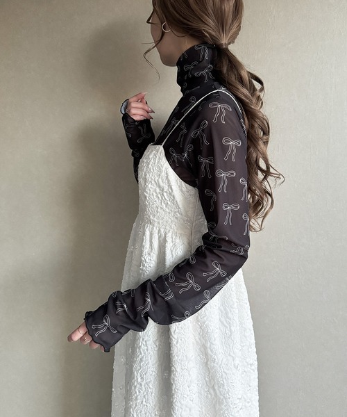 JUNOAH（ジュノア）の「リボン柄シアートップス（Tシャツ/カットソー・レディース・オフホワイト/グレー/ブラック・FREE）」の9枚目の写真