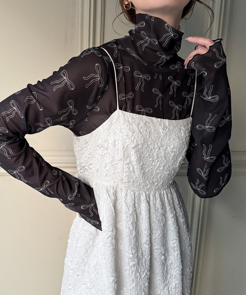 JUNOAH（ジュノア）の「リボン柄シアートップス（Tシャツ/カットソー・レディース・オフホワイト/グレー/ブラック・FREE）」の10枚目の写真