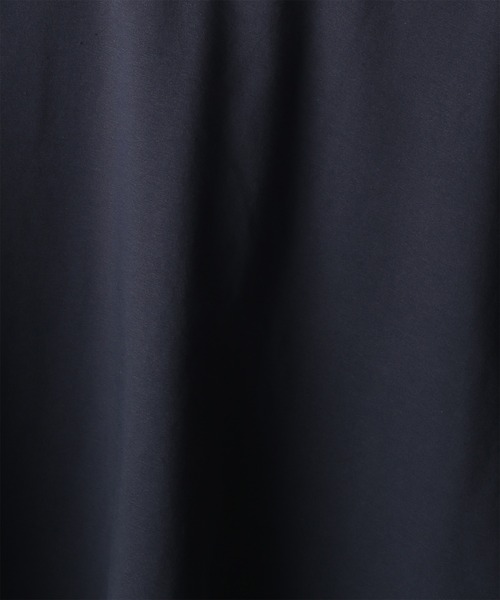 WHYTO.(ホワイト)の「「WHYTO. / ホワイト」SIDE TUCK BUTTON TEE(シャツ/ブラウス・レディース・グレイッシュベージュ/チャコールグレー・38/36)」の4枚目の写真