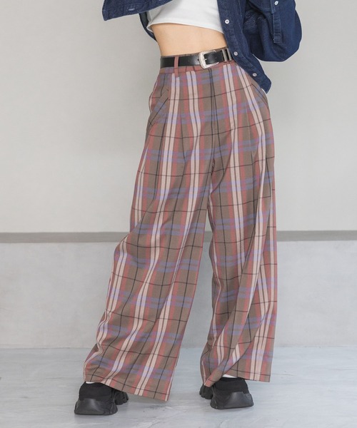 PAGEBOY(ページボーイ)の「タックスラックス(スラックス・レディース・ブラック/ベージュ系その他/ブラウン・SMALL/MEDIUM)」の1枚目の写真