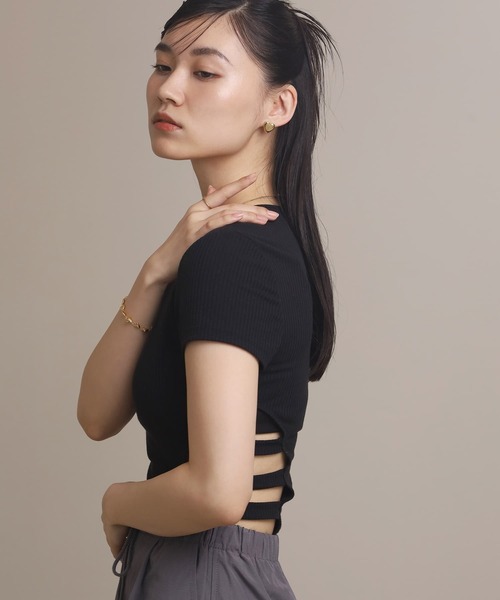 LHME（エルエイチエムイー）の「【WEB限定】“Moment”スムースハートピアス/サージカルステンレス（金属アレルギー対応）【LHME / エルエイチエムイー】（ピアス（両耳用）・レディース・シルバー/ゴールド・ONE SIZE）」の21枚目の写真