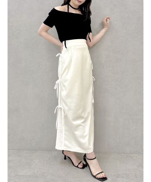 dazzlin(ダズリン)の「チョーカー付きオフショルドレープカットプルオーバー(Tシャツ/カットソー・レディース・ピンク/ブラック/チャコールグレー/オフホワイト・FREE)」の11枚目の写真