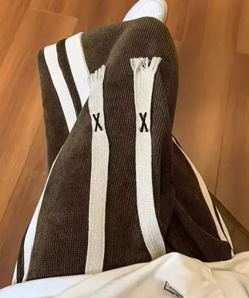 WARAIJOGO(ワライジョウゴ)の「【WARAIJOGO】サイドラインコーデュロイパンツ(NEZ)(その他パンツ・メンズ・ブラック/グレー/ブラウン・FREE)」の17枚目の写真