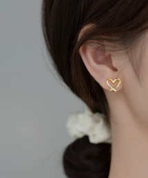 シンプル オープン ハート イヤリング / ピアス