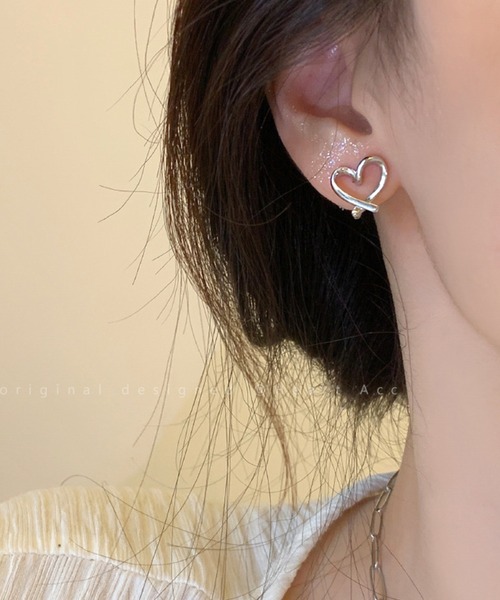 セール】シンプル オープン ハート イヤリング / ピアス（ピアス