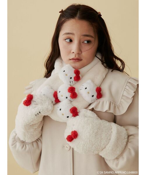 merry jenny（メリージェニー）の「【ハローキティコラボ】もこもこティペット（マフラー・レディース・オフホワイト/ブラック・FREE）」の20枚目の写真