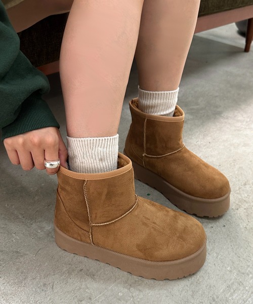 apres jour mignon(アプレジュールミニョン)の「厚底フェイクムートンブーツ【ZOZOTOWN限定アイテム】(ブーツ・レディース・ブラック/グレー/キャメル・MEDIUM/SMALL/LARGE/X-LARGE)」の9枚目の写真