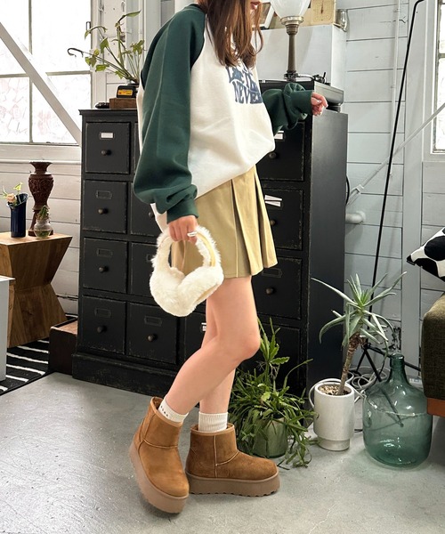 apres jour mignon(アプレジュールミニョン)の「厚底フェイクムートンブーツ【ZOZOTOWN限定アイテム】(ブーツ・レディース・ブラック/グレー/キャメル・MEDIUM/SMALL/LARGE/X-LARGE)」の10枚目の写真