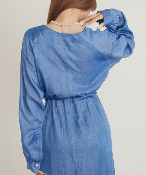 H.TOKYO(エイチトウキョウ)の「ライトデニム ウエストシャーリング ロング丈ワンピース(ワンピース・レディース・ブルー・X-LARGE/LARGE/MEDIUM)」の19枚目の写真