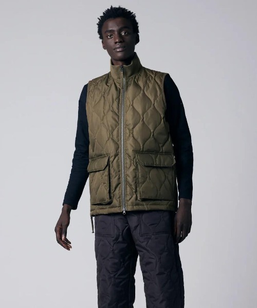 TAION(タイオン)の「MILITARY LIB HI NECK DOWN VEST 012ZML-1(ダウンベスト・メンズ・カーキ・MEDIUM/LARGE/X-LARGE/XX-LARGE/SMALL)」の1枚目の写真