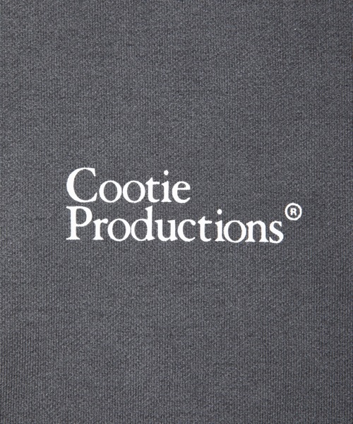 COOTIE PRODUCTIONS(クーティープロダクションズ)の「Pigment Dyed Open End Yarn Sweat Hoodie(パーカー・メンズ・スミクロ・MEDIUM/LARGE/SMALL/X-LARGE)」の4枚目の写真