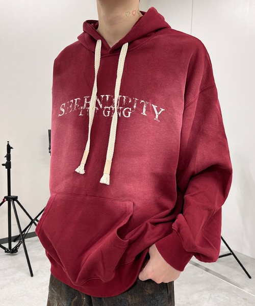 Figments(フィグメンツ)の「ブラスト加工ビッグパーカー(パーカー・レディース・ワインレッド・X-LARGE)」の1枚目の写真
