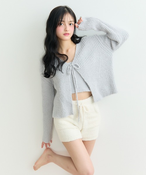TITTY&CO.(ティティーアンドコー)の「Ribbon Fluffy Knit Set Up/リボン フラッフィー ニット セットアップ(ルームウェア/パジャマ・レディース・アイボリー/パープル/グレー・FREE)」の3枚目の写真
