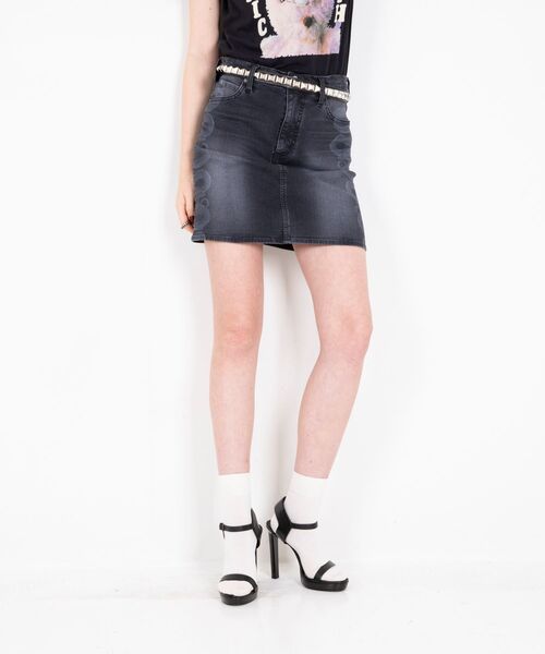 HYSTERIC GLAMOUR(ヒステリックグラマー)の「SNAKE LOOP タイトデニムスカート(デニムスカート・レディース・ブラック/ライトインディゴブルー・24inch/25inch/26inch/27inch)」の5枚目の写真