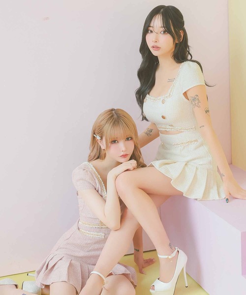 Tika（ティカ）の「キャバドレス ミニ フレア 半袖 ツイード フリンジ縁取りゴールドボタンデザインウエストカットプリーツドレス ワンピース キャバワンピ（ワンピース・レディース・アイボリー/ピンク・LARGE/MEDIUM/SMALL/X-LARGE）」の8枚目の写真