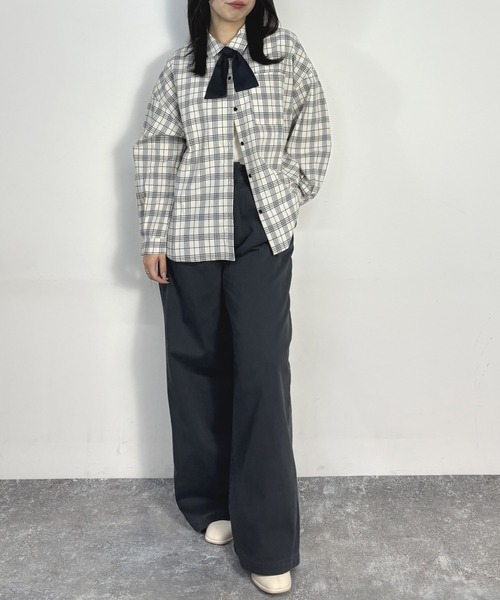 Dickies(ディッキーズ)の「【Dickies】フックベルトパンツ(その他パンツ・レディース・オフホワイト/ブラック/グリーン・MEDIUM)」の8枚目の写真