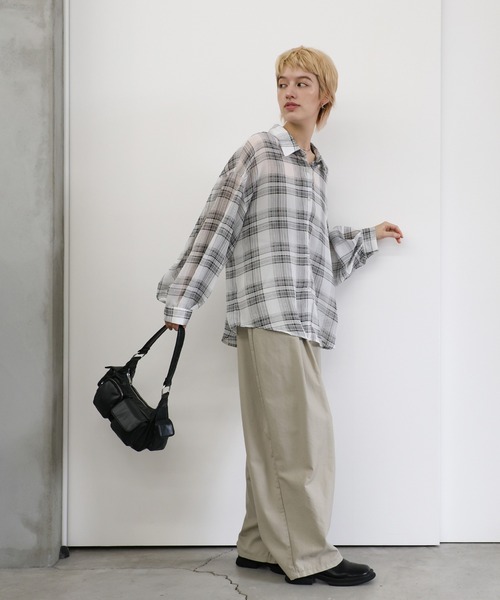 select MOCA（セレクトモカ）の「チェックシアーシャツ（シャツ/ブラウス・レディース・オフホワイト/ブラック・FREE）」の10枚目の写真